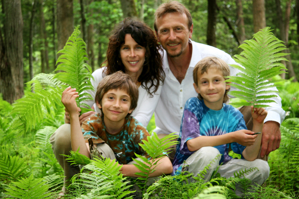LEONE FAMILY IN THE FERNS